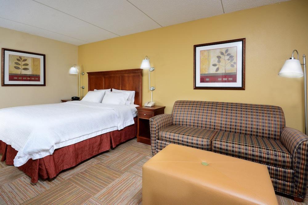 Hampton Capital Blvd North Hotel 3*