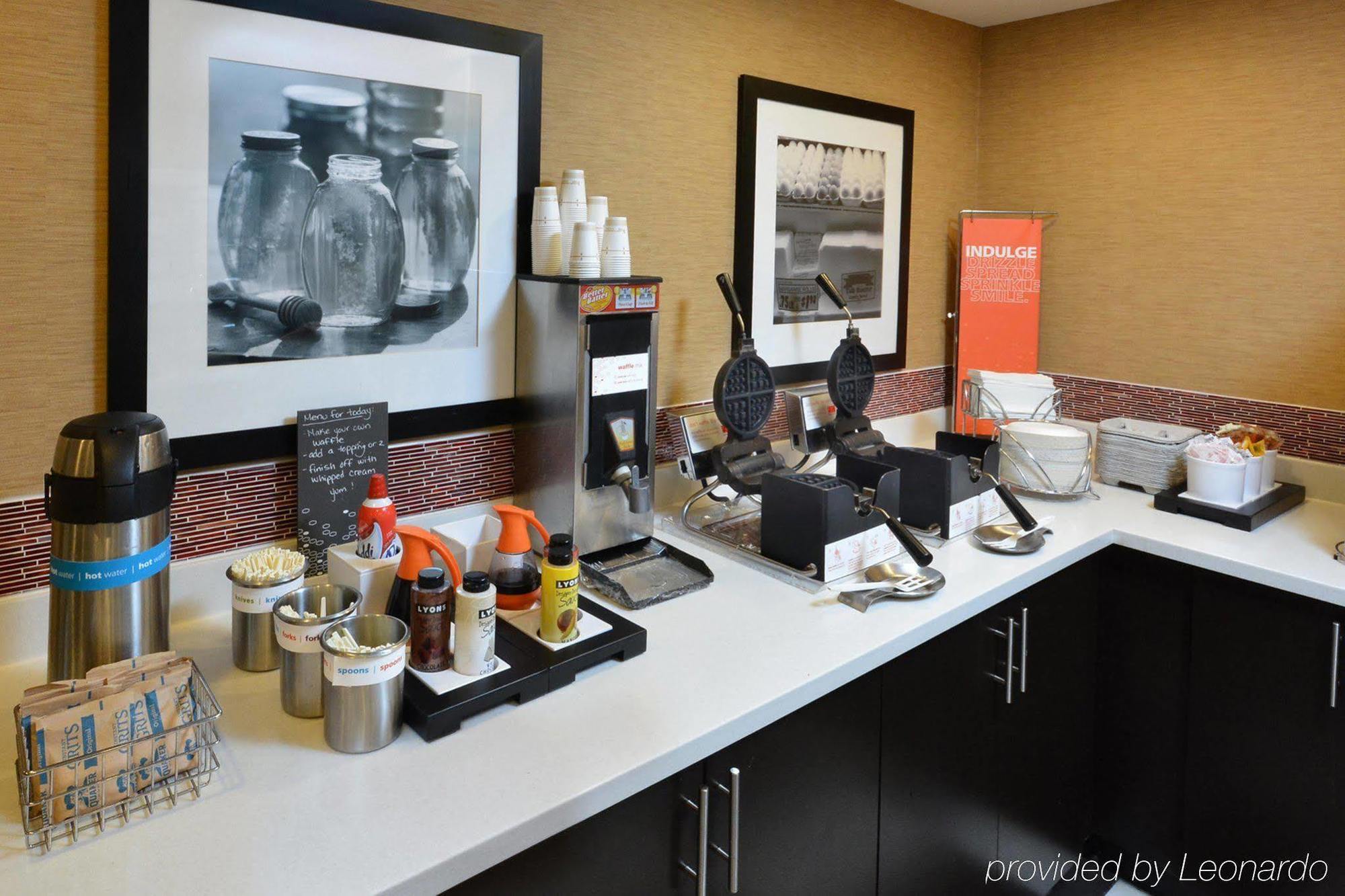 Hotel Hampton Capital Blvd North 3*
