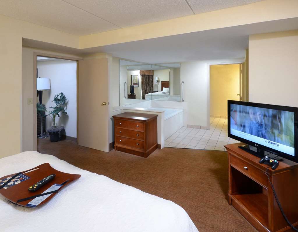 Hampton Capital Blvd North Hotel Raleigh