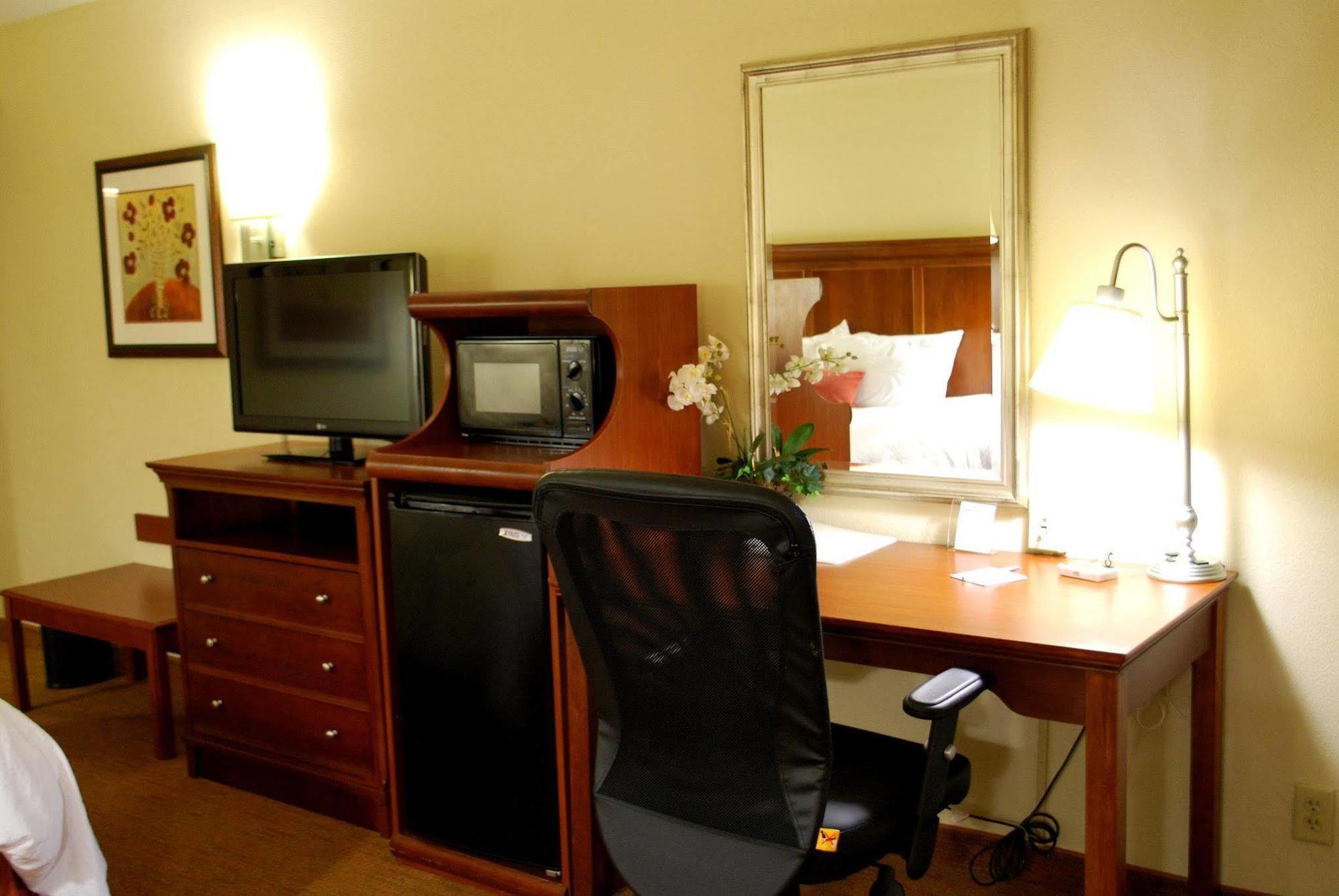 Hampton Capital Blvd North Hotel Raleigh